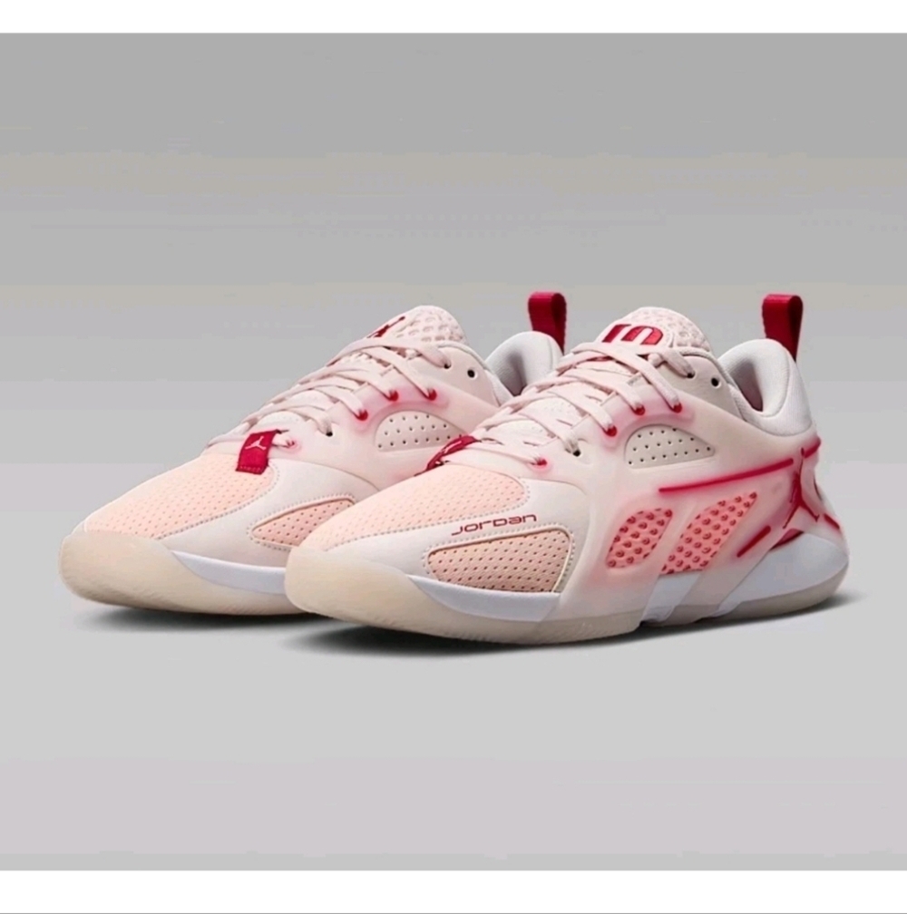 Jordan Heir Women's Light Pink/Washed Coral Sneakers Size 12 FZ2471-600